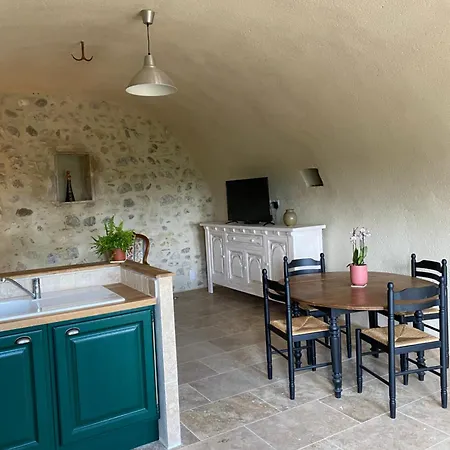 Du Rochet - A La Campagne Avec Prive - 2 A 4 Pers Ferienhaus